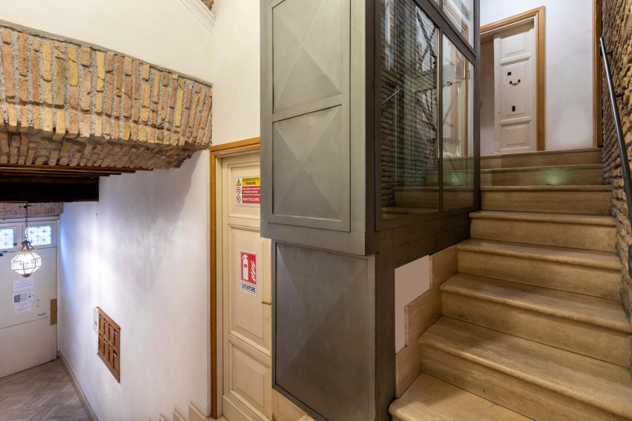 Largo Arenula Suites Roma Esterno foto