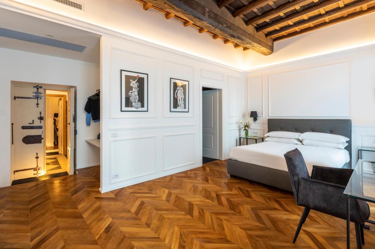Largo Arenula Suites Roma Esterno foto